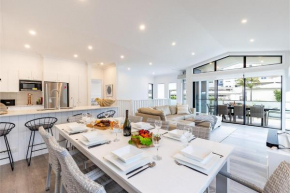 Beach Haven 3a Messines Street 4 Minute walk to the beach Wifi Air Con, Shoal Bay